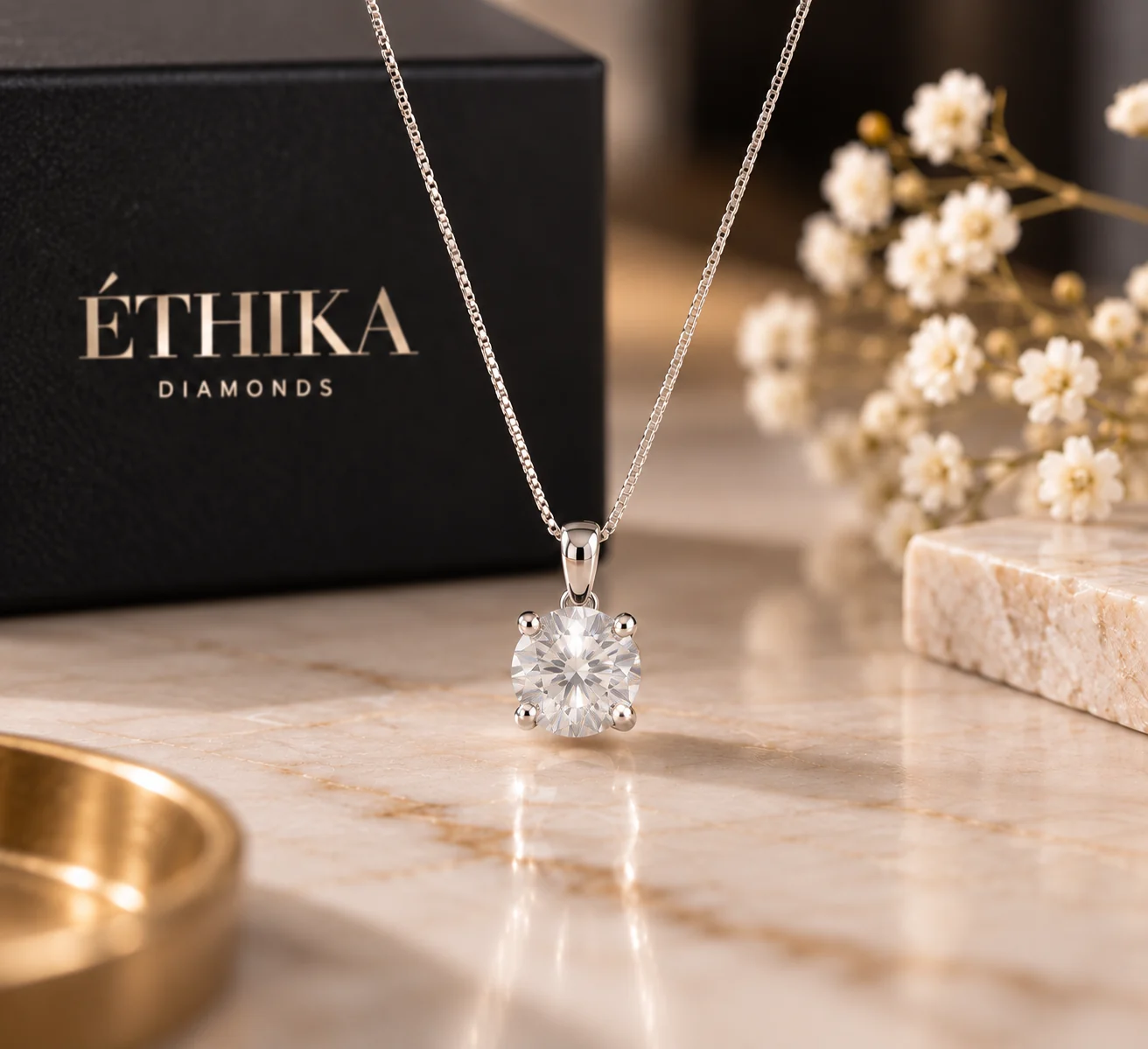 Colgante White de ÉTHIKA