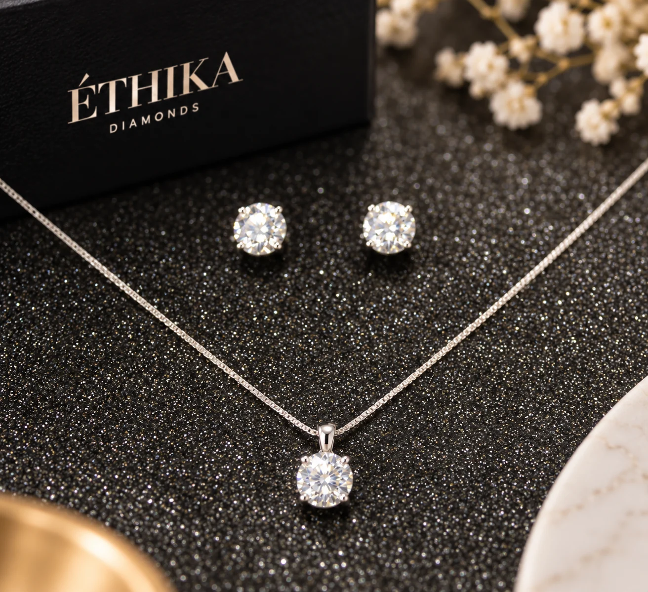 Iconic White Set de ÉTHIKA